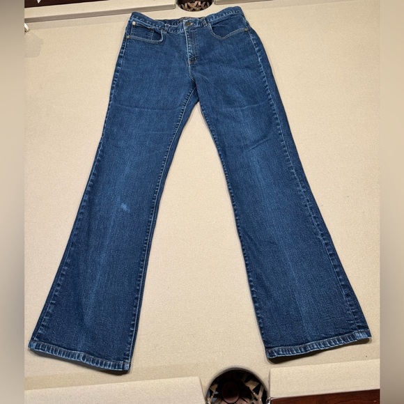 Classic Blue Women's Jeans - Picture 1 of 6